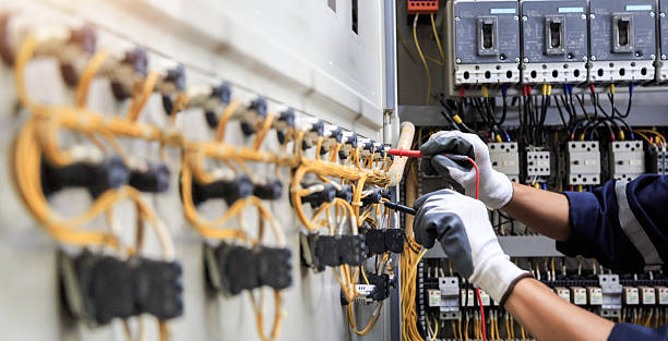 Professional Electrician technician working in Marion, MS
